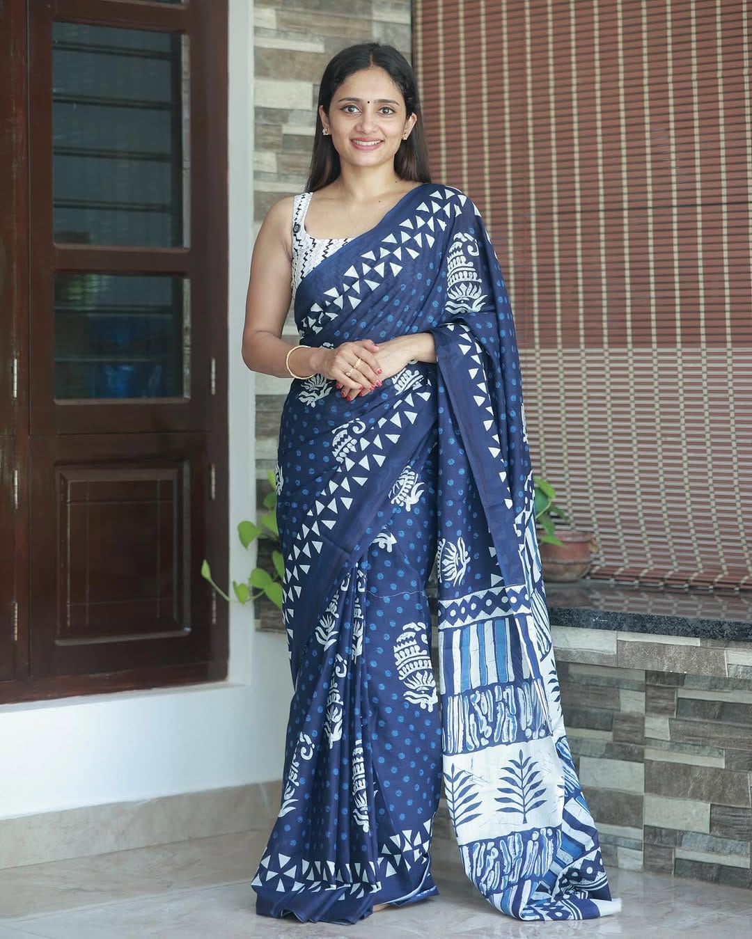 Sophisticated 1-Minute Ready To Wear Blue Cotton Saree