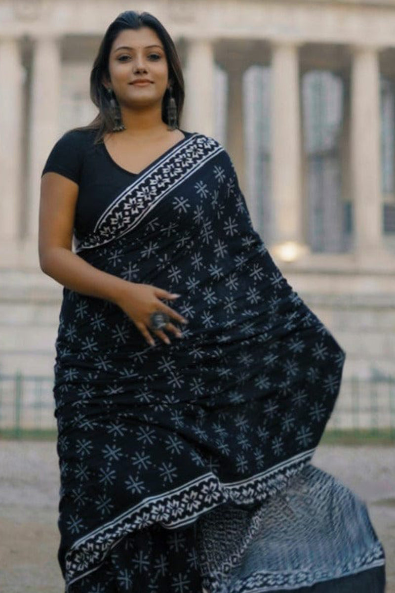 Gossamer 1-Minute Ready To Wear Black Cotton Saree