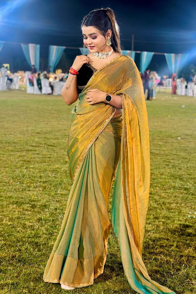 Gratifying Green Fancy Silk Saree With Transcendent Blouse Piece
