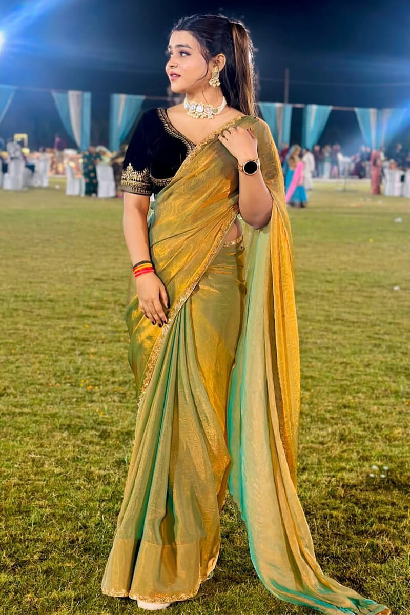 Gratifying Green Fancy Silk Saree With Transcendent Blouse Piece