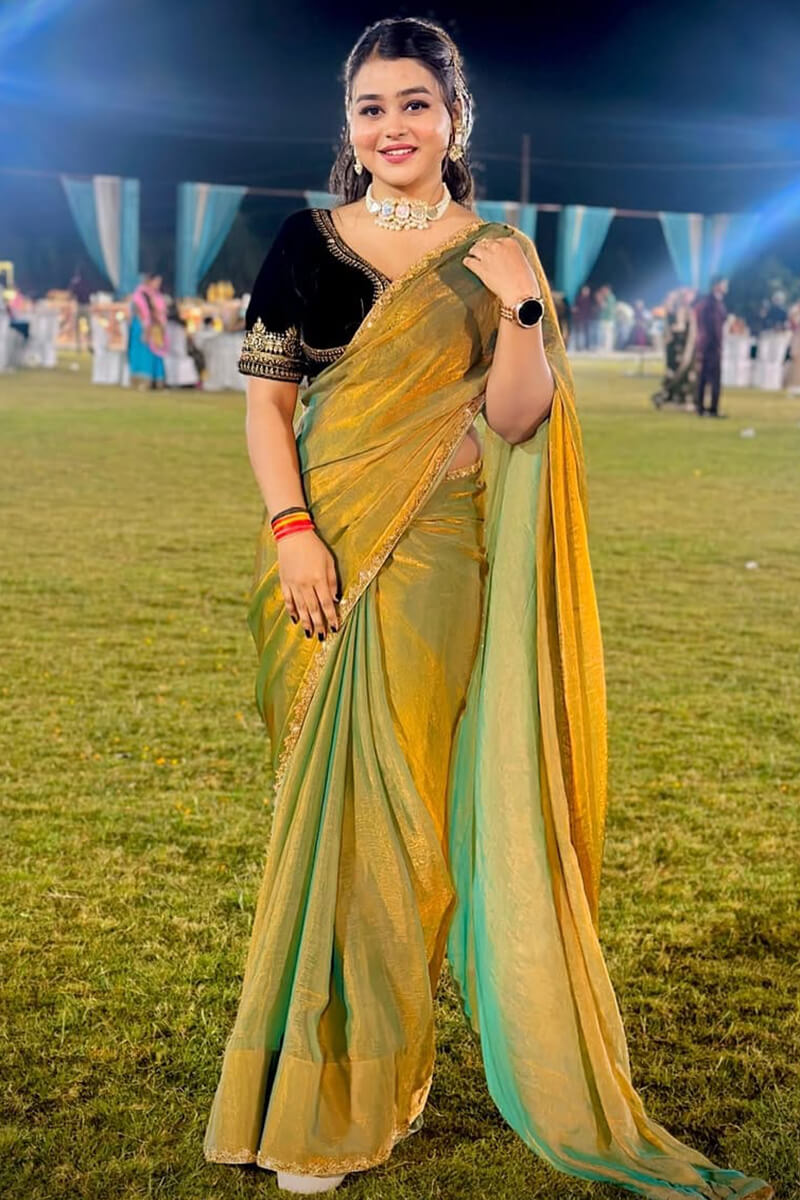 Gratifying Green Fancy Silk Saree With Transcendent Blouse Piece