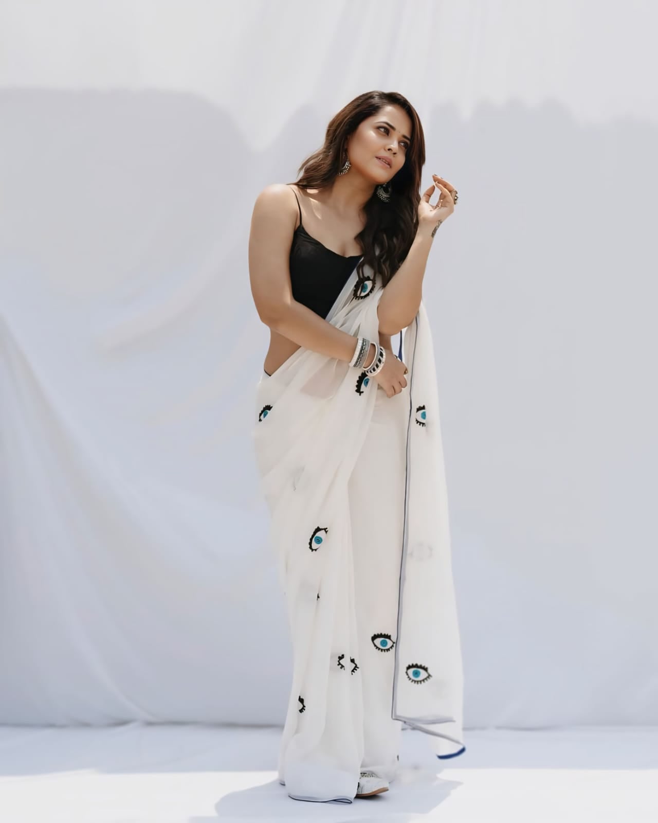 Intricate 1-Minute Ready To Wear White Georgette Saree