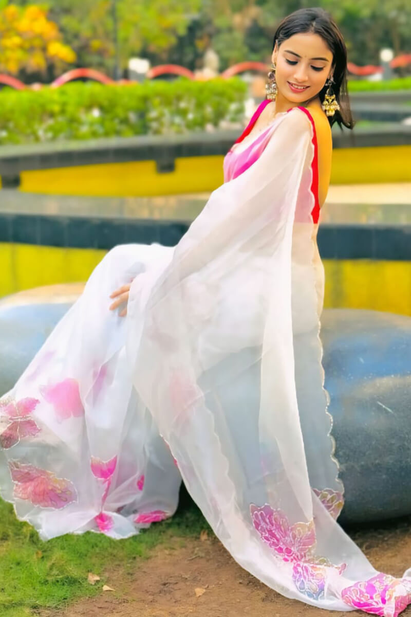Scintillating 1-Minute Ready To Wear Off White Silk Saree