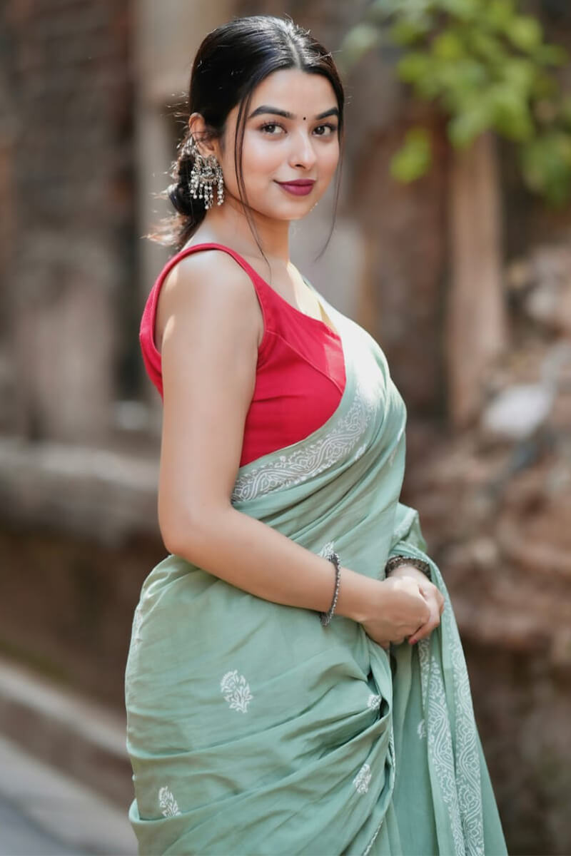 Demesne 1 Minute Ready To Wear Pista Mul Cotton Digital Printed Saree With Pocket