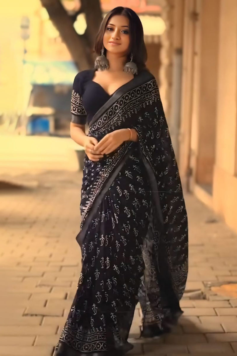 Splendorous 1-Minute Ready To Wear Black Cotton Saree